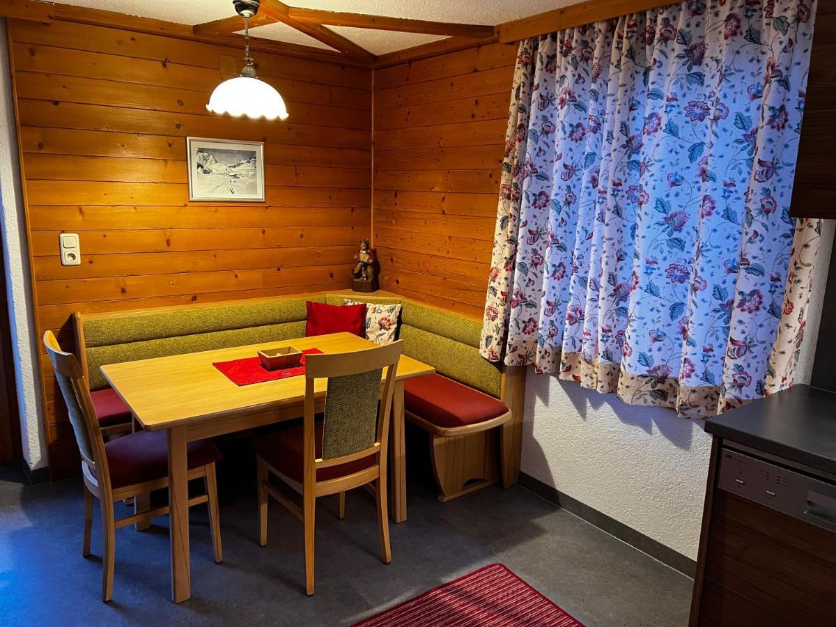 Haus Steissbach Apartment Sankt Anton am Arlberg Bagian luar foto