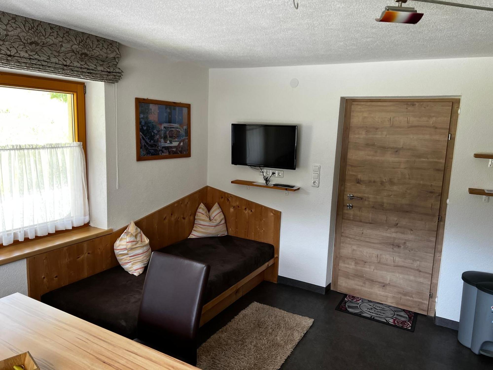 Haus Steissbach Apartment Sankt Anton am Arlberg Bagian luar foto
