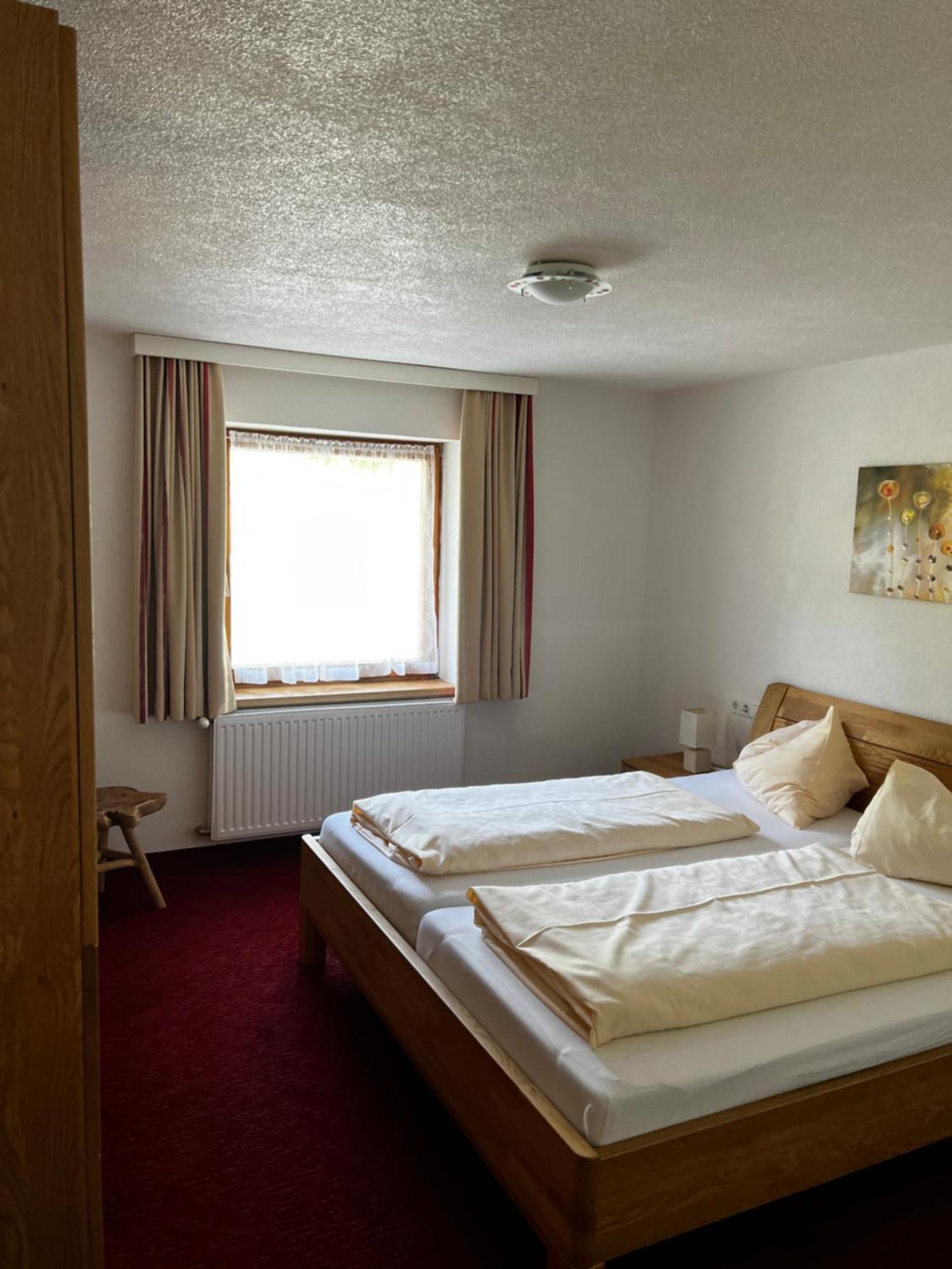 Haus Steissbach Apartment Sankt Anton am Arlberg Bagian luar foto