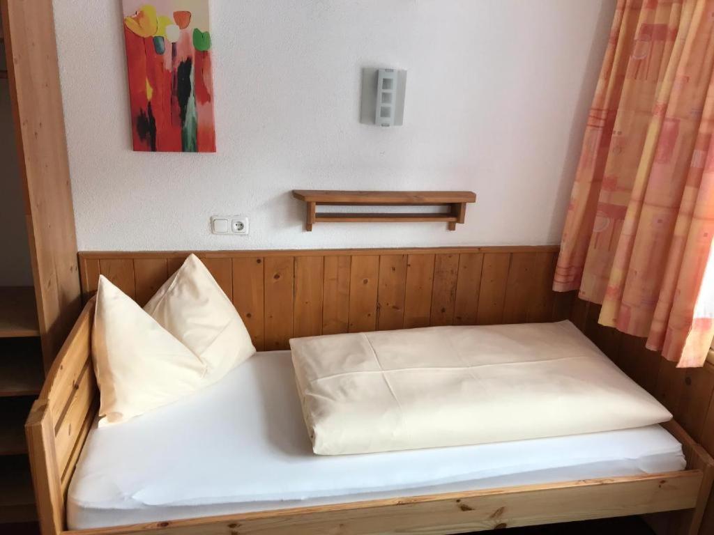 Haus Steissbach Apartment Sankt Anton am Arlberg Bagian luar foto